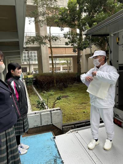 運転手さん笑顔